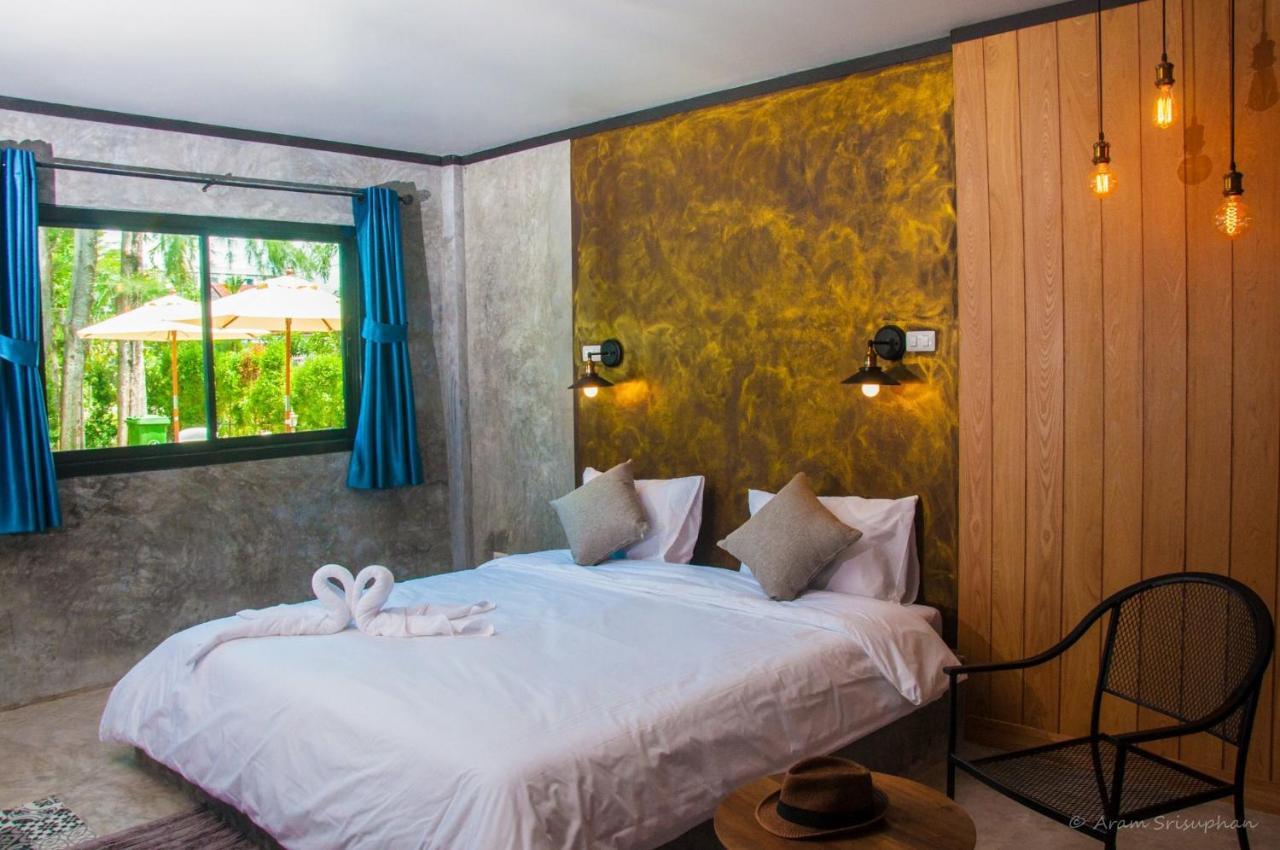 Hotel Ongsa House Bang Tao Beach  Exterior foto